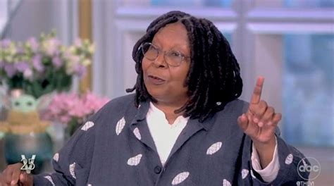 whoopi goldberg scolds the view audience for booing kellyanne conway