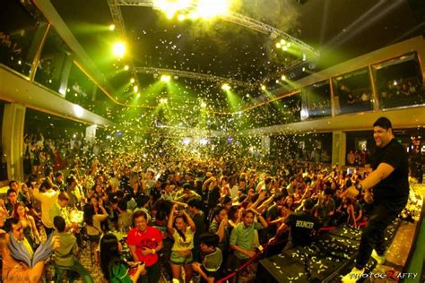 manila nightlife 7 best nightclubs to pick up hot filipina girls