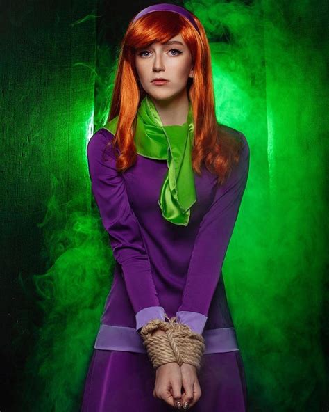 Daphne From Scooby Doo Has Become A Popular Cosplay Character Lately