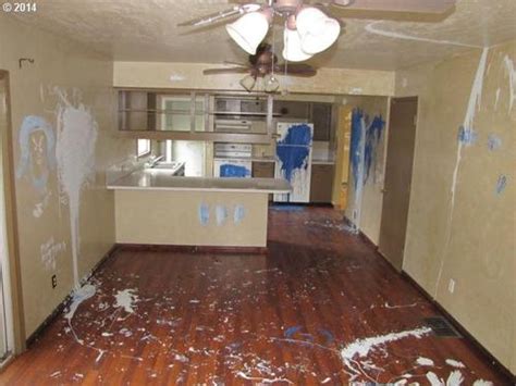 top 19 worst real estate photos that will blow you away