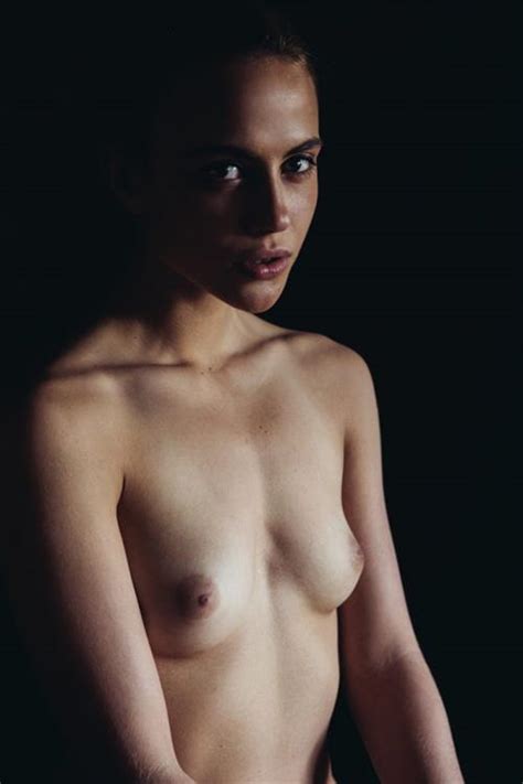 charlotte mckee nude 1 pictures rating 8 36 10