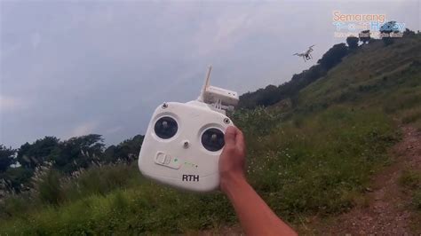 menerbangkan drone dji phantom  vision  youtube