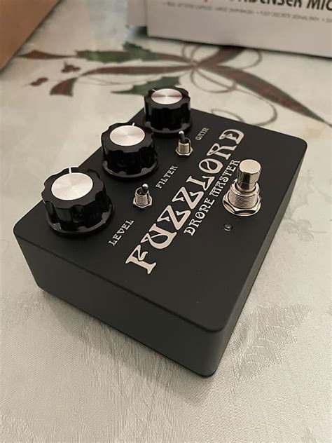 fuzzlord effects fuzzlord effects drone master  serial reverb