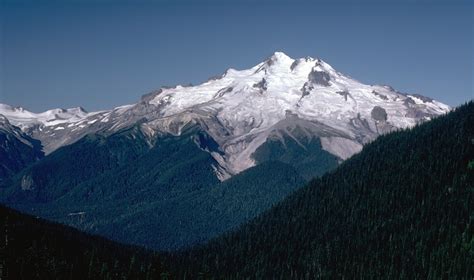 global volcanism program glacier peak