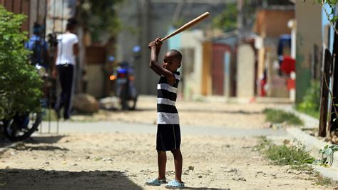 the dominican republic sends more players to mlb than any