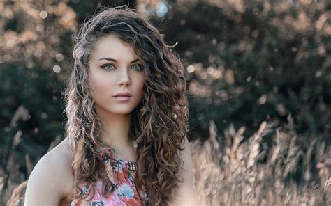 Girl Outdoors Curly Hair Long Hair Brunette Girl Blue Eyes