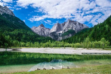 picturesque lake  kranjska gora julian alps cycling holiday alpine meadow lake bled