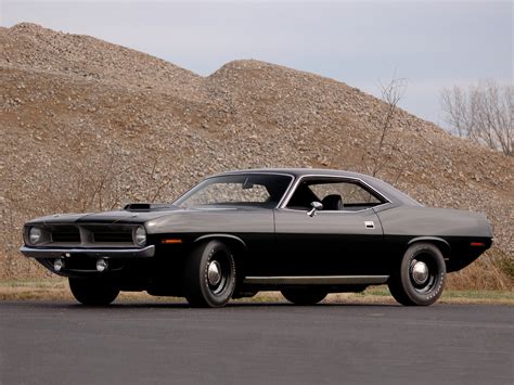 daily wallpaper plymouth barracuda    waste  time