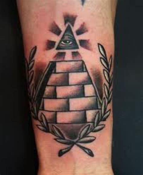 pyramid tattoos meanings designs  ideas tatring
