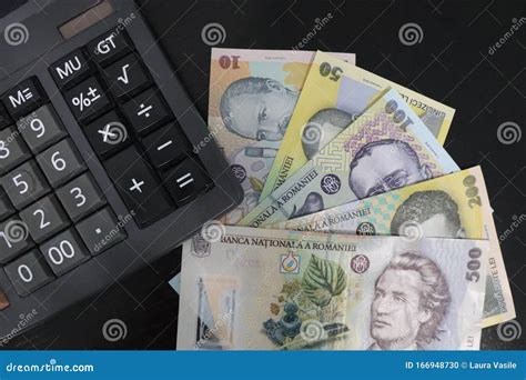 close   ron banknotes  calculator stock photo image  idea romanian