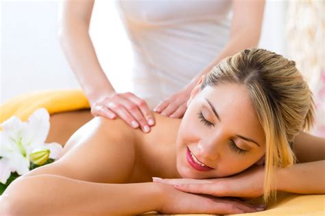 A Guide To Types Of Massages Techniques And Benefits