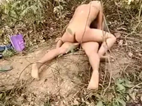 indian outdoor sex photos jungle me bhabhi ki chut mari