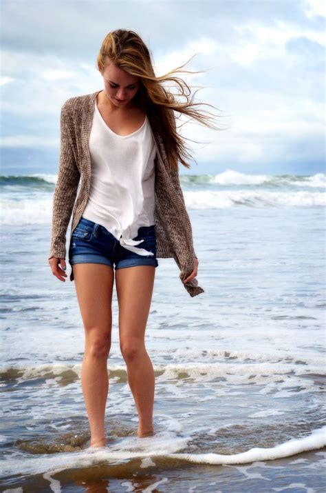 Girl On The Beach Photo By Myle Collins Mylestone Photography Portraits