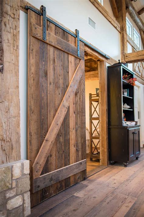 Ideas of How To Introduce Barn Doors In A Modern Home