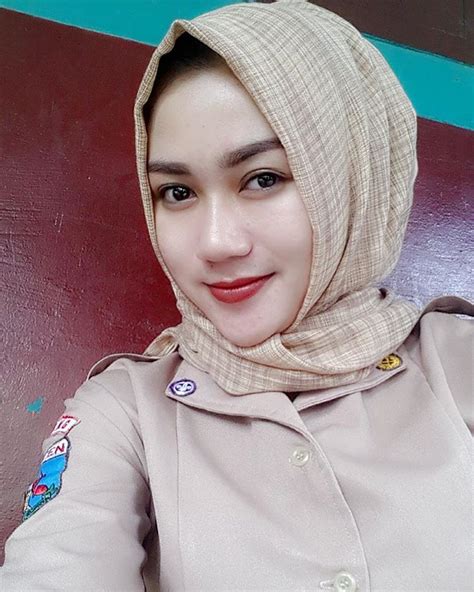 siapa nama hijaber cantik ini hijab style foto bugil bokep 2017