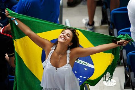 Pin By Tomie On Fifa Brazil Brazilian Girls Soccer