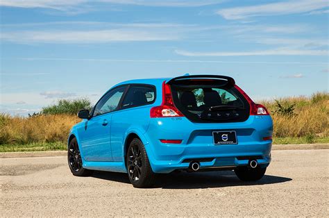 official volvo discontinuing  hatchback   year