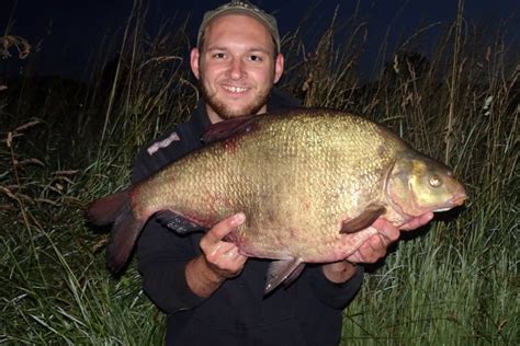 swim stim helps angling times man bank huge bream dynamite baits