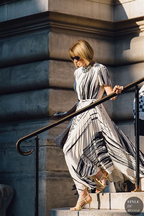 Haute Couture Fall 2019 Street Style Anna Wintour Style