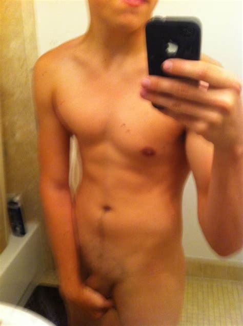 Dylan Sprouse Nude Photo Album By Lgsjag