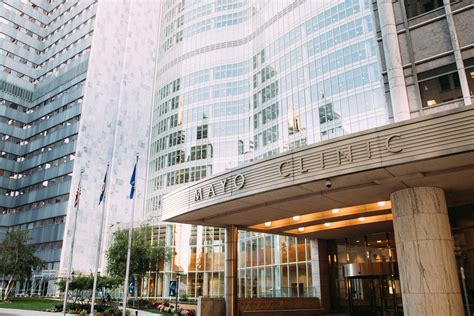 mayo clinic retains top spot    rankings  americas top hospitals