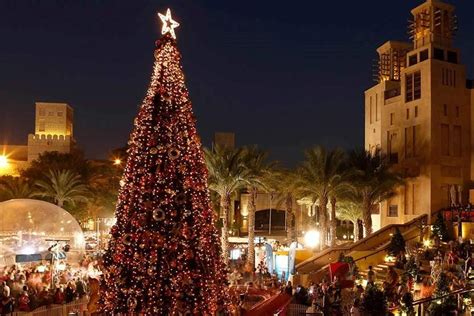 christmas  dubai tree lighting ceremonies  enjoy  month insydo