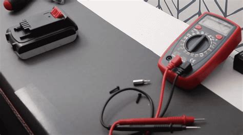 ways  fix black  decker lithium battery charger flashing red diy smart home hub