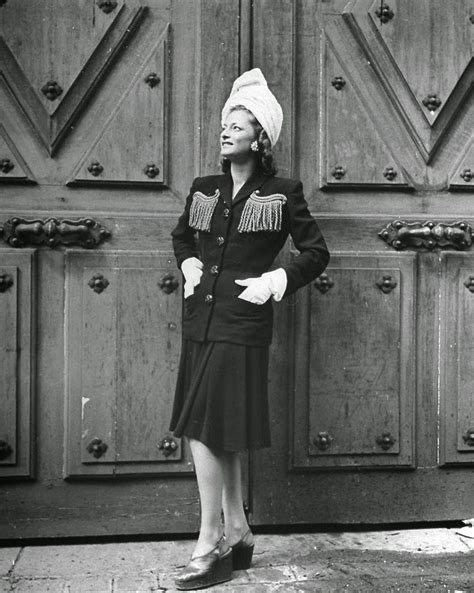 Pin By 1930s 1940s Women S Fashion On 1940s Suits Fashion Paris