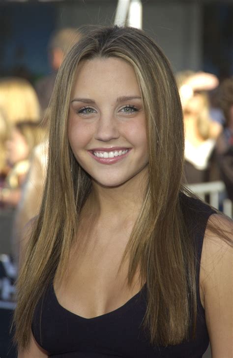 amanda bynes went from a promising actress to fighting for