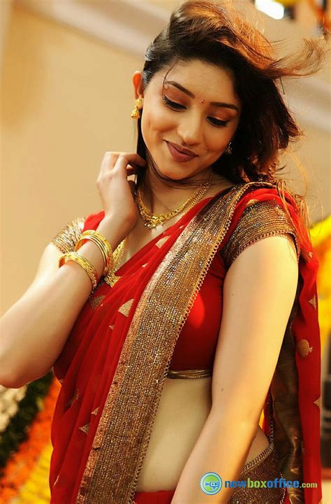 Actress Tanvi Vyas Hot Saree Side View Navel Photos