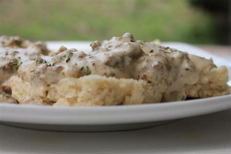 biscuits and gravy i heart recipes