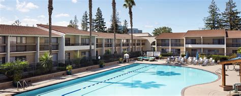 hotel fitness center  santa clara pool santa clara marriott
