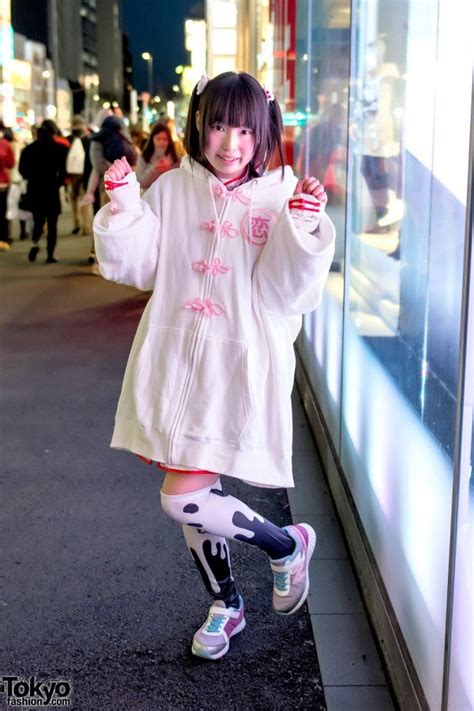 harajuku girl in zzz oversize hoodie nile perch candye