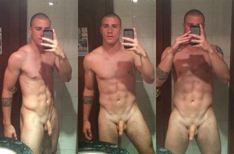 man candy colombian footballer andres correa gets his kit off in nude selfies cocktails