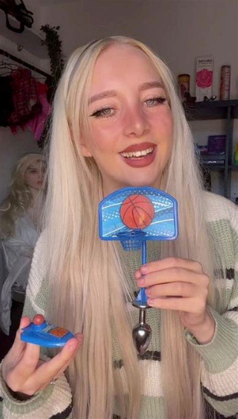 Onlyfans Star Confuses Fans Playing With Mini Basketball Hoop Attached