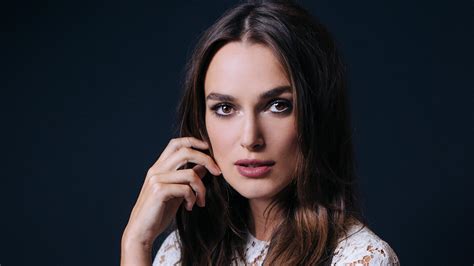 keira knightley on date nights the oscars and nude scenes