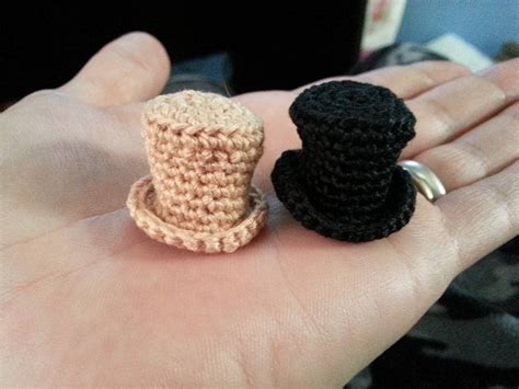 crochet mini top hat crochet crafts crochet hat pattern crochet
