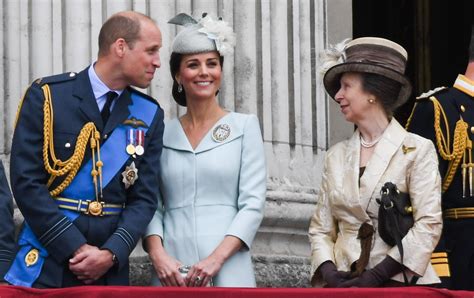 tons  generous royal family members  outshined  charity   princess