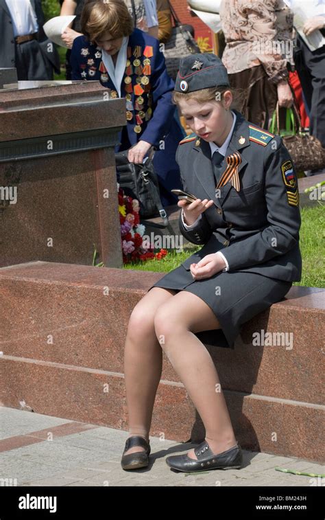 schöne russische polizisten stockfotografie alamy