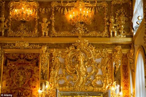 Inside The Amber Room That Once Belonged To Catherine The