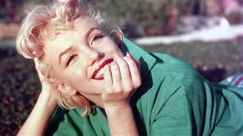 June 1 1926 Iconic Sex Symbol Marilyn Monroe Was Born Lifetime