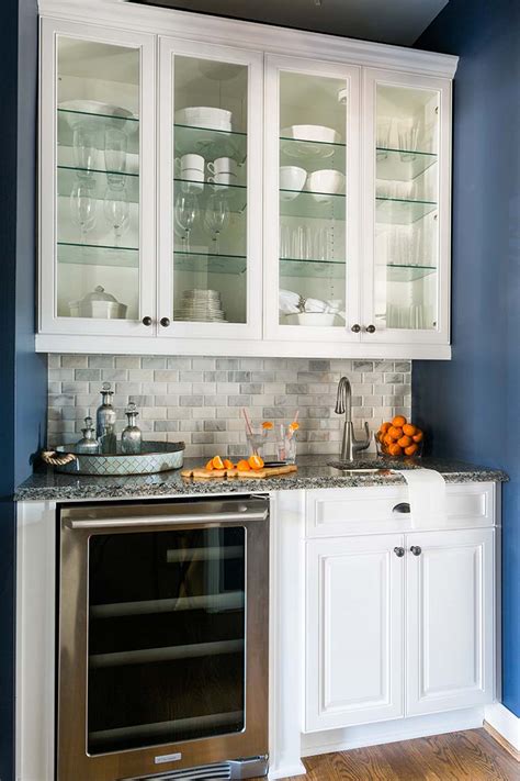 trick  organizing  kitchen  glass front cabinets
