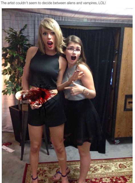 taylor swift flashes her stomach and wins the internet