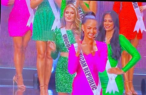 La Representante De República Dominicana En Miss Universo Pasa Al Top