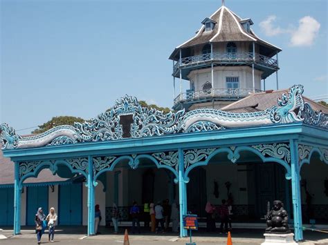 tempat wisata  solo  wisata budaya hingga alam daerah