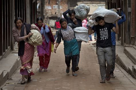 Nepal Pm Says Quake Death Toll ‘could Reach 10 000’ As Rescuers