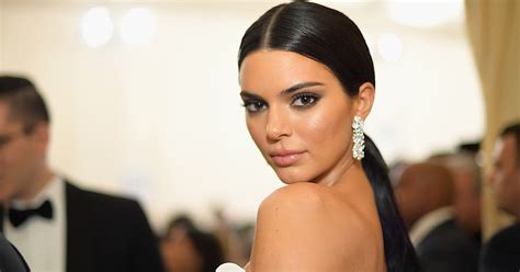 Kendall Jenner Just Debuted A New Reddish Hair Color