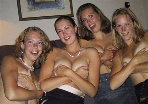 Happy And Shy Girls With Their Handbras Porn Pic Eporner