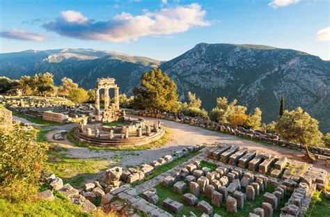 delphi greece travel guide  greeka