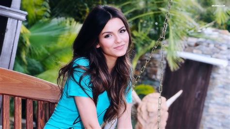 wallpaper blink victoria justice wallpaper hd 10 1920 x 1080 for android windows mac and xbox